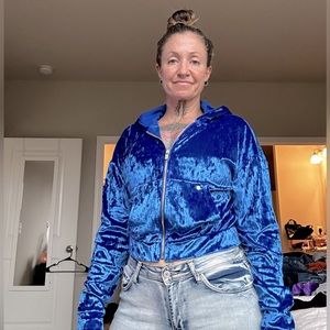 NWOT Fabletics Crop Jacket